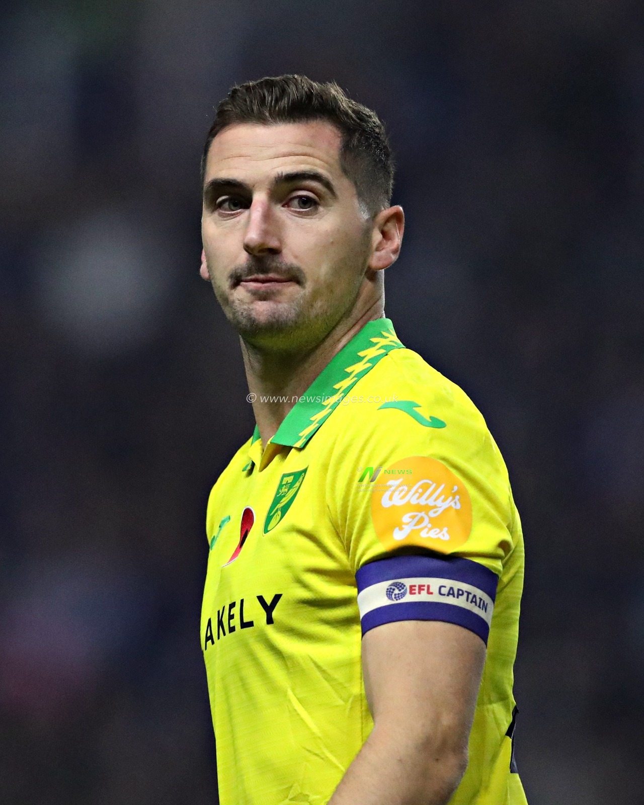 Kenny McLean of Norwich City during the Sky Bet Championship match Sheffield Wednesday vs Norwich City at Hillsborough, Sheffield, United Kingdom, 5th November 2025(Photo by Sam Eaden/News Images)*** GER AUT SUI OUT ***