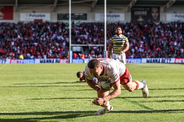 James Batchelor of Hull KR goes over for a try during the Betfred Challenge Cup Semi-Finals match Warrington Wolves vs Hull KR at Eco-Power Stadium, Doncaster, United Kingdom on 10 May 2026

(Photo by Alfie Cosgrove/News Images)