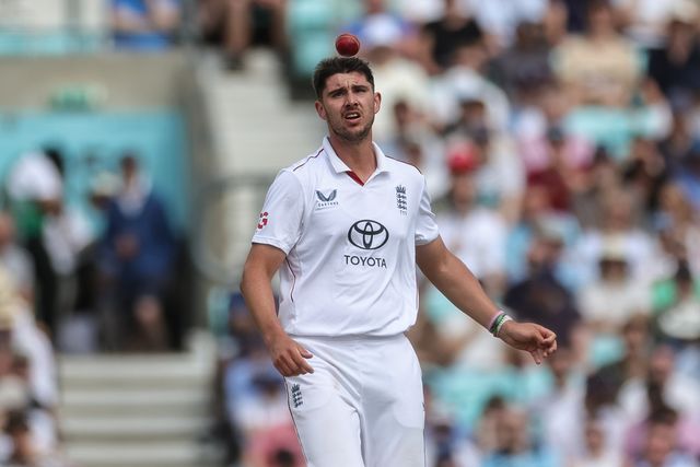 Josh Tongue of England controls the ball as he flicks it up in the air to catch during the 2nd Rothesay Test Match Day 4 match England vs New Zealand at The Kia Oval, London, United Kingdom on 20 June 2026

(Photo by Mark Cosgrove/News Images)