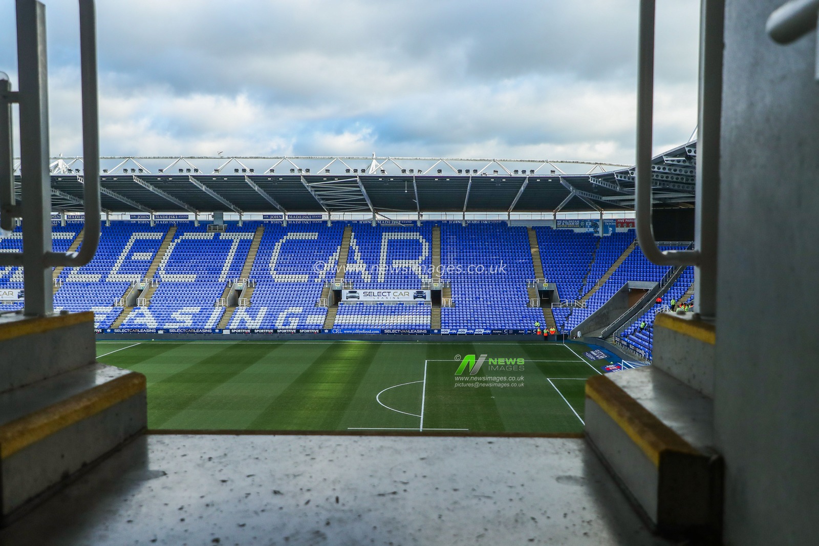 A general view of the Select Car Leasing Stadium prior to the Sky Bet League 1 match Reading vs Blackpool at Select Car Leasing Stadium, Reading, United Kingdom, 14th December 2024

(Photo by Izzy Poles/News Images)