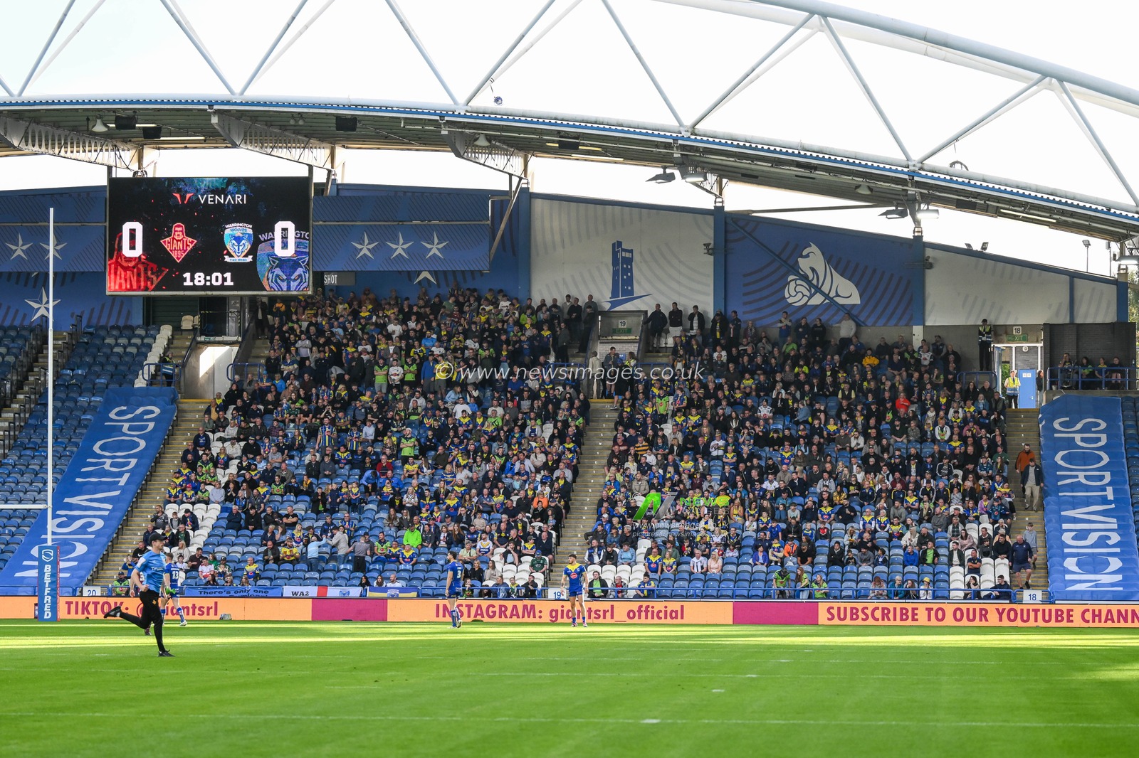 Warrington fans during the Betfred Super League Round 26 match Huddersfield Giants vs Warrington Wolves at John Smith's Stadium, Huddersfield, United Kingdom, 14th September 2024

(Photo by Craig Thomas/News Images)