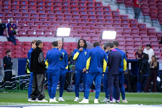 Jules Koundé of FC Barcelona with his mates before the UEFA Champions League Quarter Finals match Atletico Madrid vs Barcelona at Riyadh Air Metropolitano, Madrid, Spain on 14 April 2026

(Photo by Samuel Carreno/News Images)