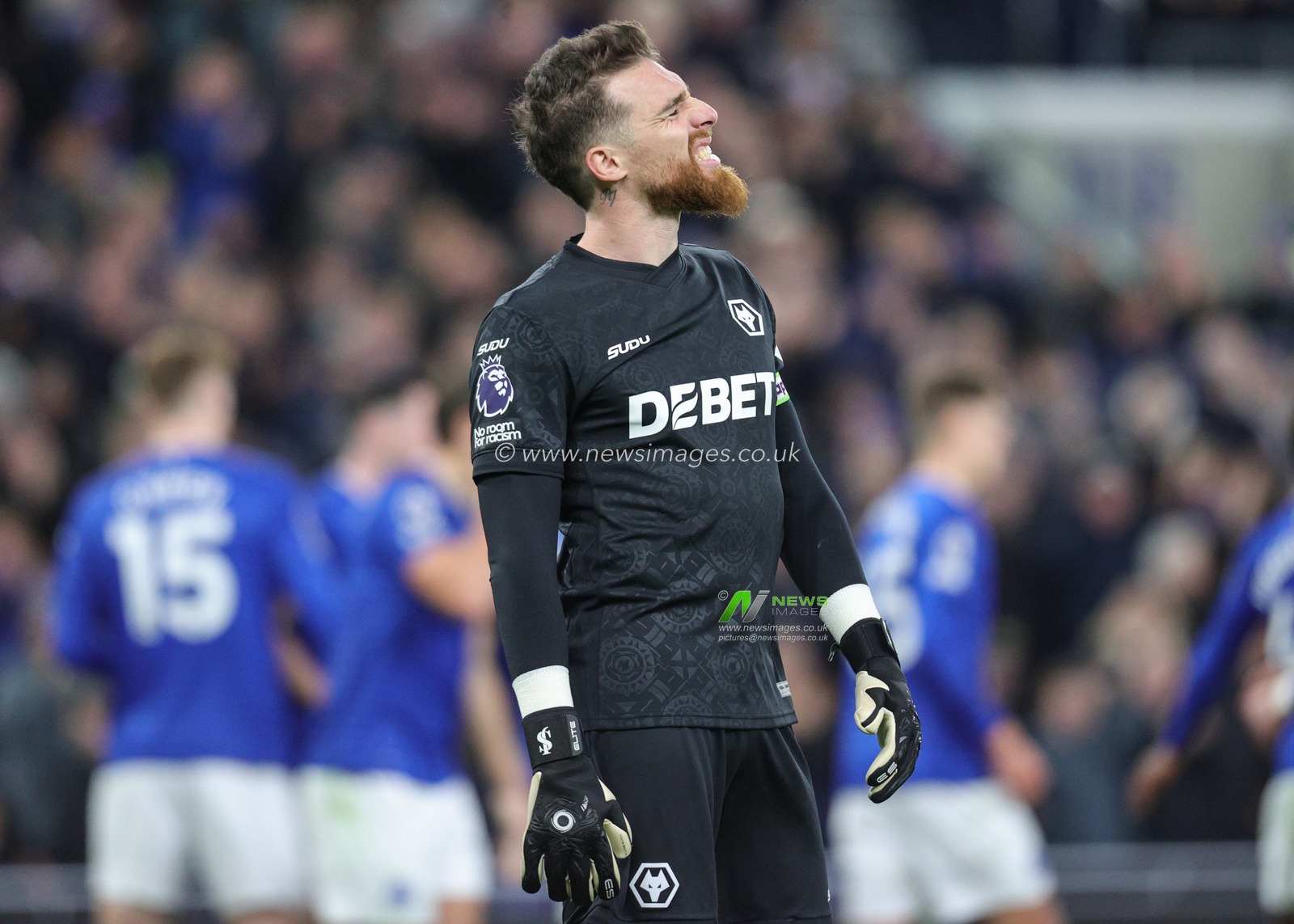 Wolverhampton Wanderers goalkeeper Jose Sa looks dejected during the Premier League match Everton vs Wolverhampton Wanderers at Hill Dickinson Stadium, Liverpool, United Kingdom, 7th January 2026

(Photo by Richard Bierton/News Images)

*** GER AUT SUI OUT ***