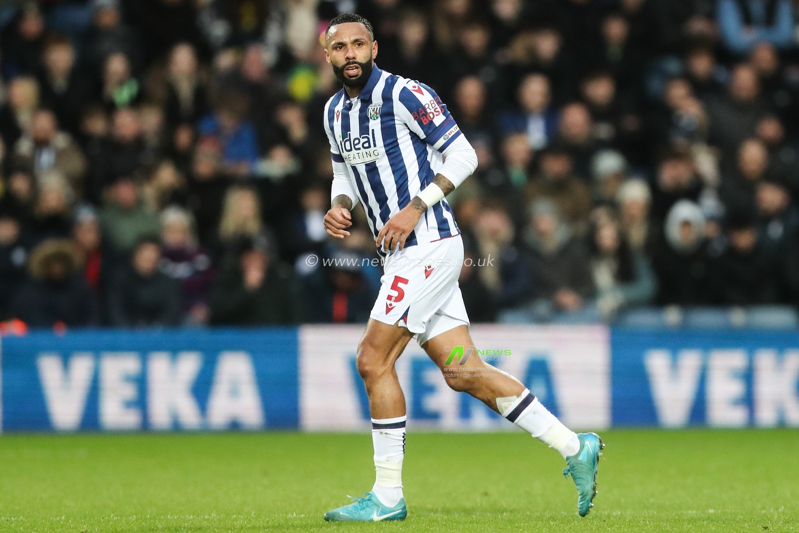 Kyle Bartley of West Bromwich Albion during the Sky Bet Championship match West Bromwich Albion vs Preston North End at The Hawthorns, West Bromwich, United Kingdom, 1st January 2025

(Photo by Gareth Evans/News Images)