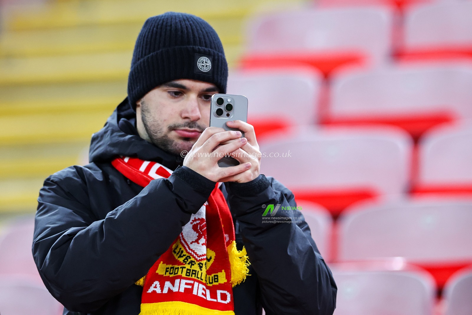 Fans arrives at Anfield prior to the Liverpool fans prior to the UEFA Champions League, League Phase MD5 Liverpool v Real Madrid at Anfield, Liverpool, United Kingdom, 27th November 2024

(Photo by Mark Cosgrove/News Images)