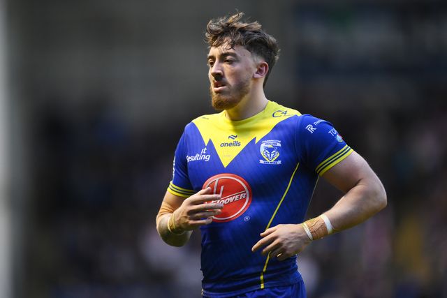 Matty Ashton of Warrington Wolves looks on during the Betfred Super League play-off Eliminator 2 Warrington Wolves v St Helens at Halliwell Jones Stadium, Warrington, United Kingdom, 28th September 2024

(Photo by Ben Roberts/News Images)