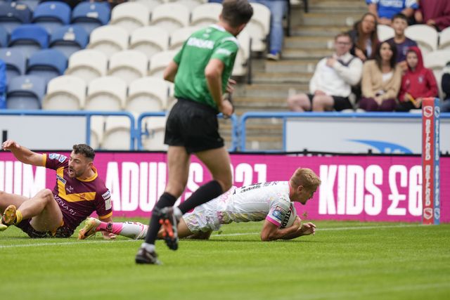 Betfred Super League Round 23 Huddersfield Giants v Leeds Rhinos