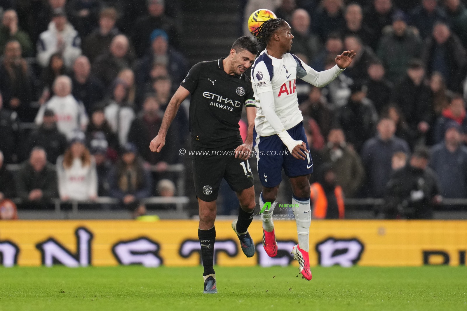 during the Premier League match Tottenham Hotspur vs Manchester City at Tottenham Hotspur Stadium, London, United Kingdom, 1st February 2026

(Photo by Harvey Murphy/News Images)