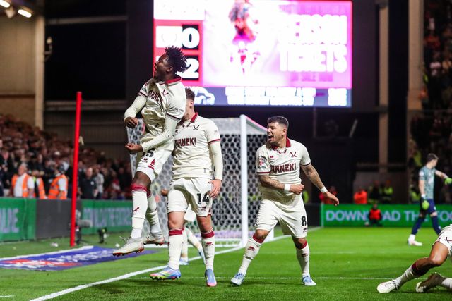Andre Brooks of Sheffield United celebrates his goal to make it 0-2 during the Sky Bet Championship Playoff Semi-final match Bristol City vs Sheffield United at Ashton Gate, Bristol, United Kingdom, 8th May 2025

(Photo by Gareth Evans/News Images)