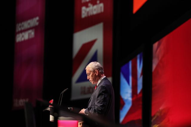 Hilary Benn MP, Secretary of State for Northern Ireland speaks to delegates and attendees during the Labour Party Annual Conference 2025 Day 3 at The ACC, Liverpool, United Kingdom, 30th September 2025

(Photo by Mark Cosgrove/News Images)