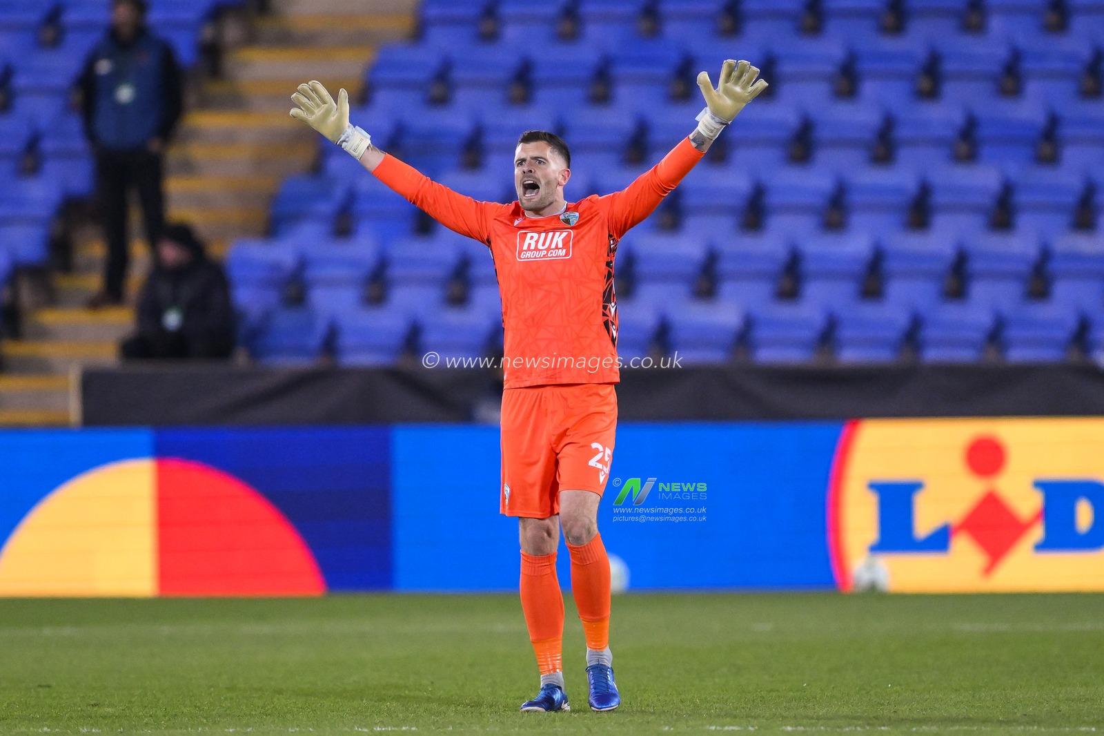 Connor Roberts of The New Saints F.C. gives his team instructions during the UEFA Conference League - League Stage match The New Saints vs DjurgÃ¥rden at Croud Meadow, Shrewsbury, United Kingdom, 28th November 2024

(Photo by Craig Thomas/News Images)