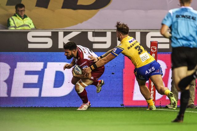 Betfred Super League round 27 Wigan Warriors v Leeds Rhinos