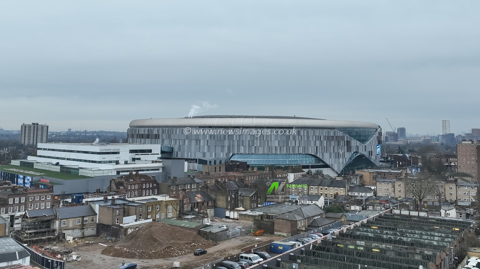 An aerial view of The Tottenham Hotspur Stadium during the Carabao Cup Semi-Finals First Leg Tottenham Hotspur vs Liverpool at Tottenham Hotspur Stadium, London, United Kingdom, 8th January 2025

(Photo by Mark Cosgrove/News Images)