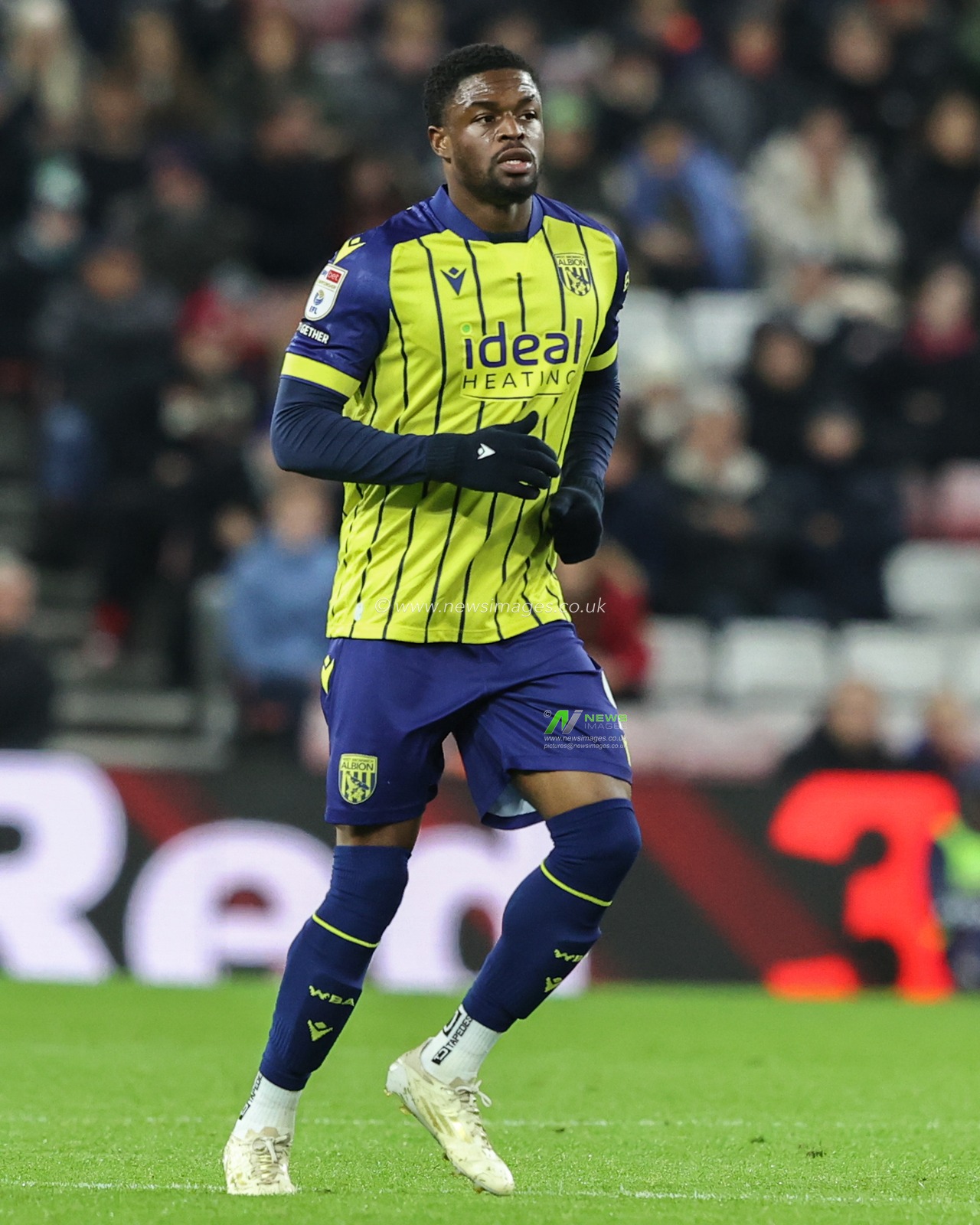 Josh Maja of West Bromwich Albion during the Sky Bet Championship match Sunderland vs West Bromwich Albion at Stadium Of Light, Sunderland, United Kingdom, 26th November 2024

(Photo by Alfie Cosgrove/News Images)
