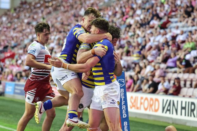 Matty Ashton of Warrington Wolves celebrates his try during the Betfred Super League round 18 match Wigan Warriors vs Warrington Wolves at The Brick Community Stadium, Wigan, United Kingdom on 10 July 2026

(Photo by Mark Cosgrove/News Images)