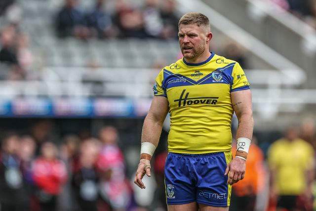 Luke Yates of Warrington Wolves during the Betfred Magic Weekend 2025 match Huddersfield Giants vs Hull FC at St. James's Park, Newcastle, United Kingdom, 4th May 2025

(Photo by Mark Cosgrove/News Images)