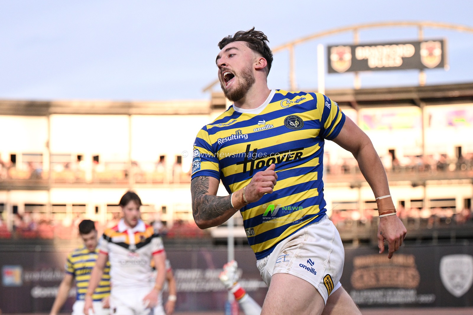 Betfred Super League round 22 Bradford Bulls v Warrington Wolves