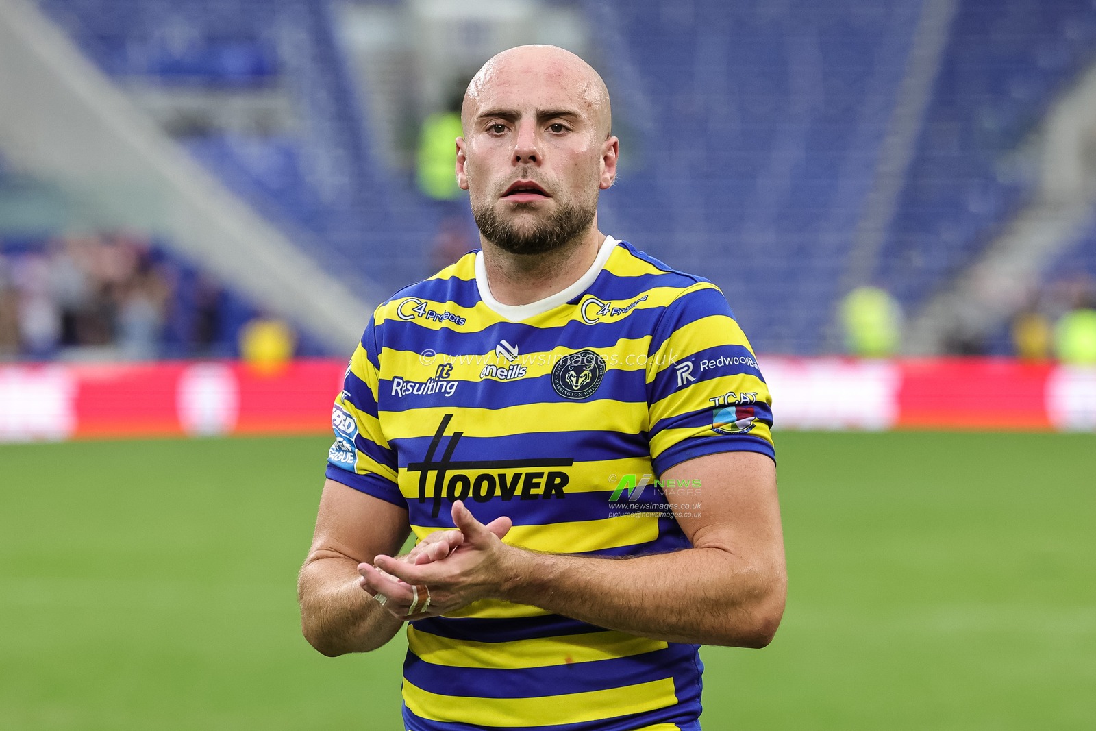 James Harrison of Warrington Wolves applauds the fans during the Betfred Super League Magic Weekend match Leigh Leopards vs Warrington Wolves at Hill Dickinson Stadium, Liverpool, United Kingdom on 04 July 2026

(Photo by Mark Cosgrove/News Images)