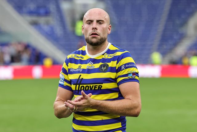 James Harrison of Warrington Wolves applauds the fans during the Betfred Super League Magic Weekend match Leigh Leopards vs Warrington Wolves at Hill Dickinson Stadium, Liverpool, United Kingdom on 04 July 2026

(Photo by Mark Cosgrove/News Images)