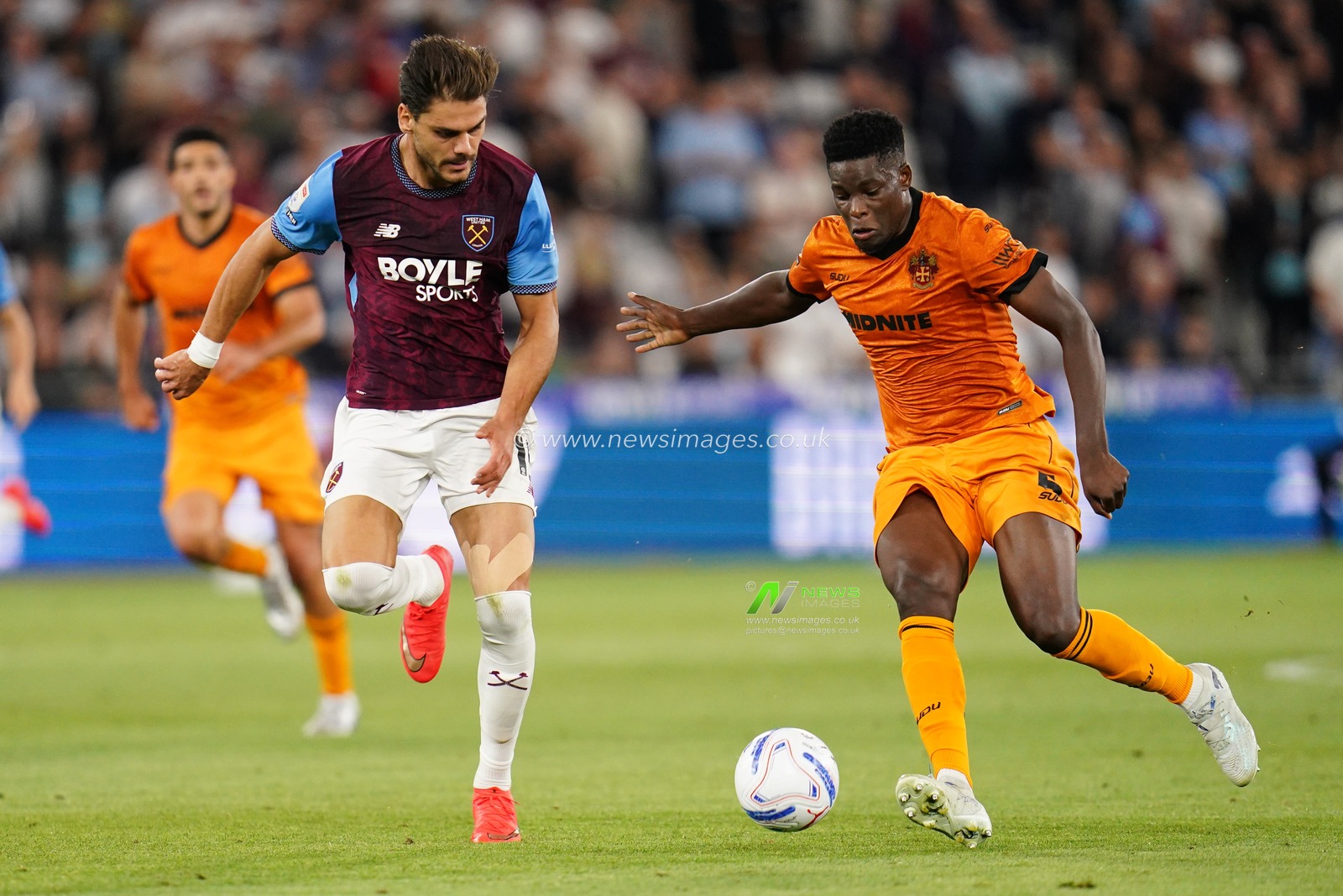 Sky Bet Championship: West Ham United v Wolverhampton Wanderers