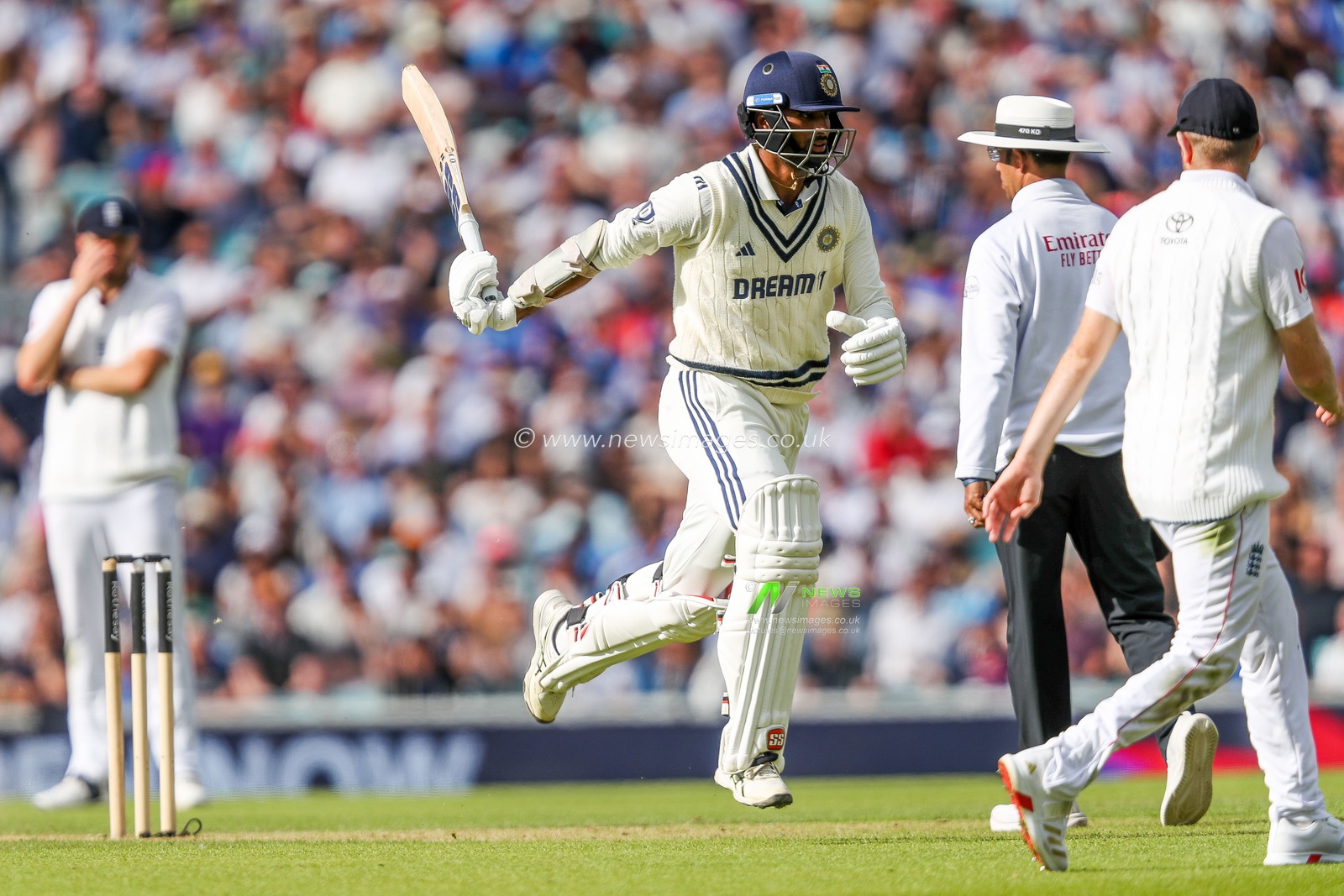 Washington Sundar of India in action during the 5th Rothesay Test Match Day 3 England vs India at The Kia Oval, London, United Kingdom, 2nd August 2025

(Photo by Izzy Poles/News Images)