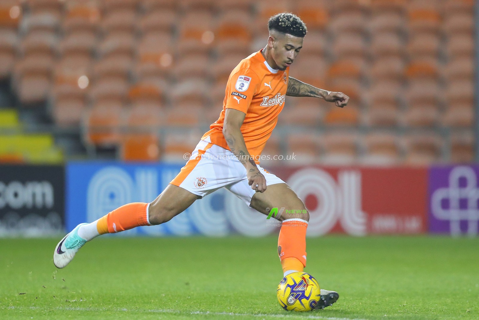 Jordan Lawrence-Gabriel #4 of Blackpool in action during the Bristol Street Motors Trophy match Blackpool vs Morecambe at Bloomfield Road, Blackpool, United Kingdom, 14th November 2023

(Photo by Gareth Evans/News Images)