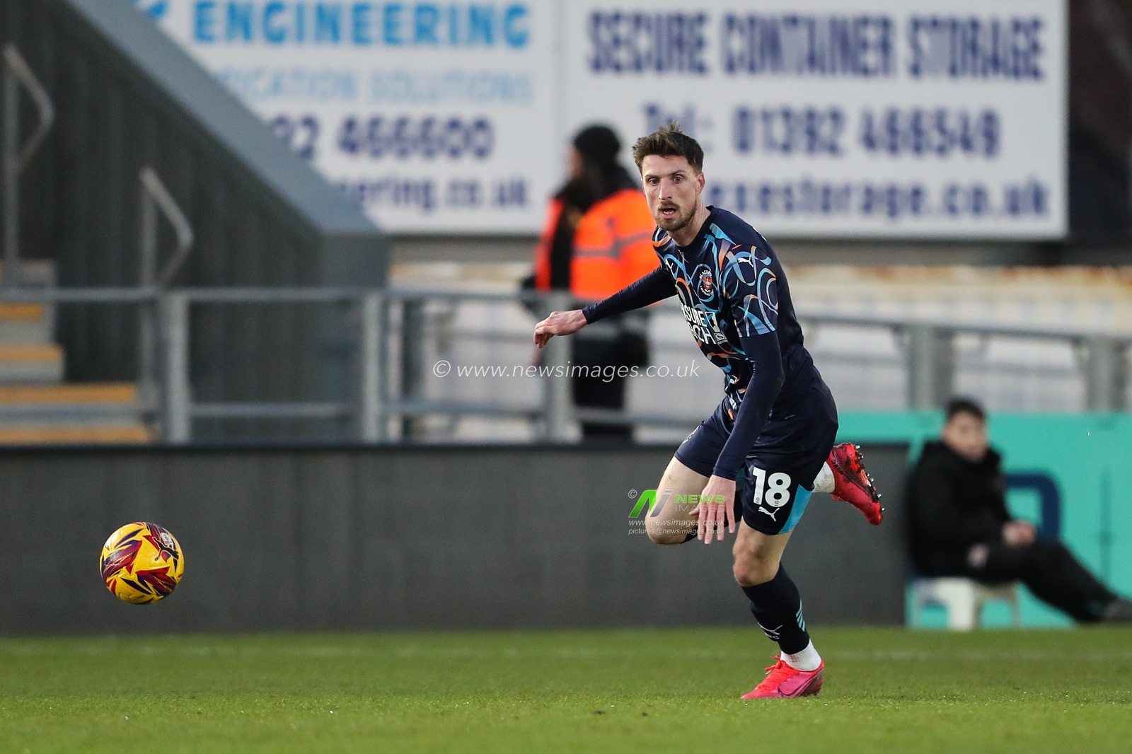 Jake Beesley of Blackpool during the Sky Bet League 1 match Exeter City vs Blackpool at St James' Park, Exeter, United Kingdom, 25th January 2025

(Photo by Gareth Evans/News Images)