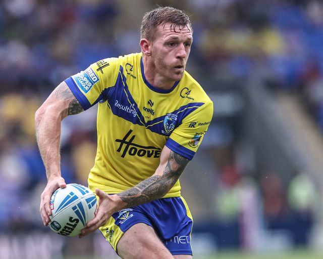 Marc Sneyd of Warrington Wolves during the Betfred Super League round 15 match Warrington Wolves vs Huddersfield Giants at Halliwell Jones Stadium, Warrington, United Kingdom, 21st June 2025

(Photo by Alfie Cosgrove/News Images)