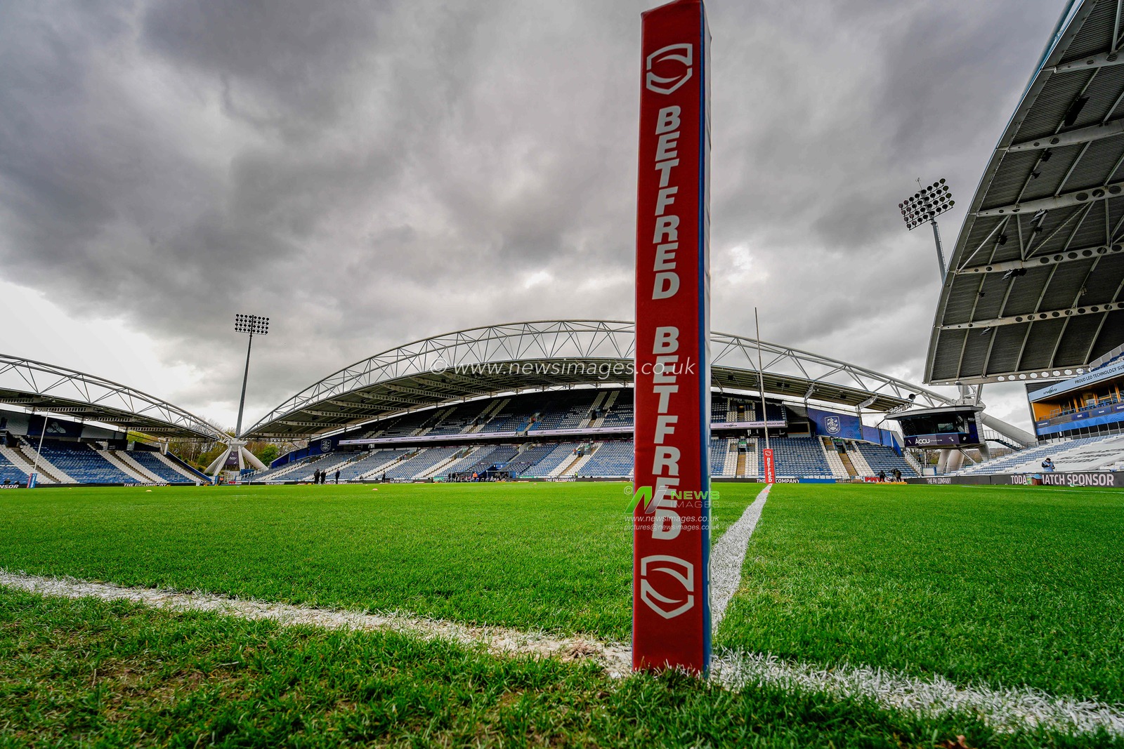 A general view of the pitch and stands during the Betfred Super League round 7 match Huddersfield Giants vs York Knights at Accu Stadium, Huddersfield, United Kingdom on 04 April 2026

(Photo by Maynard Manyowa/News Images)