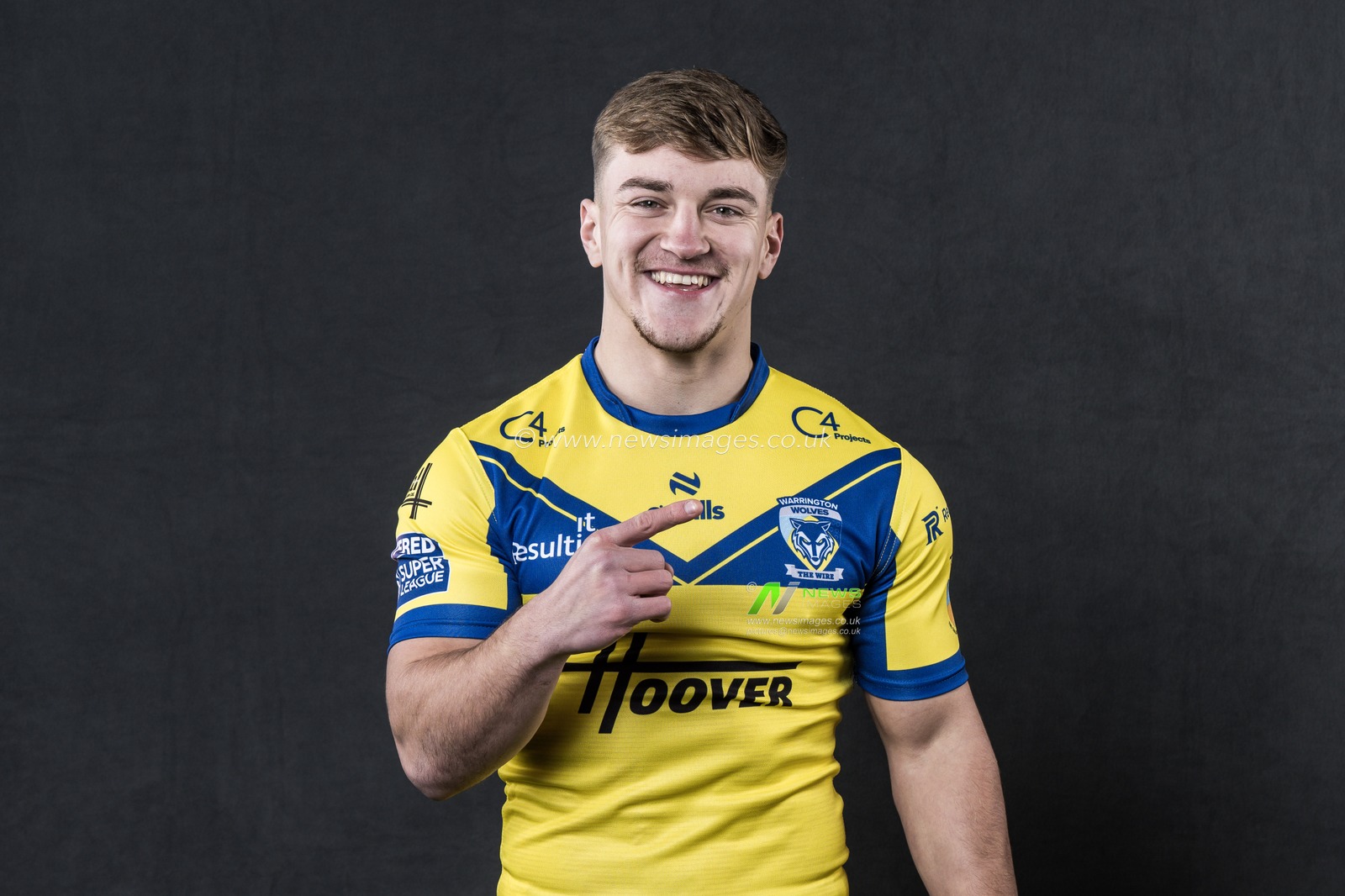 Leon Hayes in the Home kit during the Warrington Wolves Team media day at Warrington wolves training centre, Warrington, United Kingdom, 16th January 2025

(Photo by Craig Thomas/News Images)