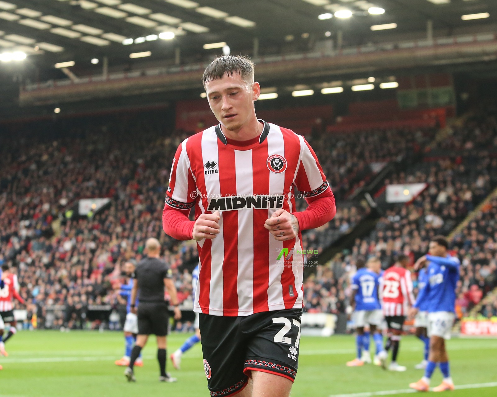 Louie Barry of Sheffield United during the Sky Bet Championship match Sheffield United vs Watford at Bramall Lane, Sheffield, United Kingdom, 18th October 2025

(Photo by Richard Bierton/News Images)