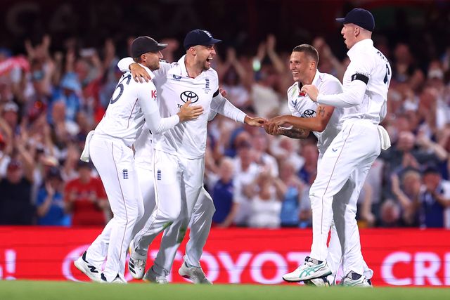 NRMA Insurance Ashes Second Test Day 2 Australia v England