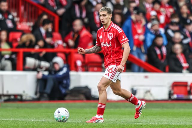 Nicolas Dominguez of Nottingham Forest breaks with the ball during the Premier League match Nottingham Forest vs Fulham at City Ground, Nottingham, United Kingdom on 15 March 2026

(Photo by Alfie Cosgrove/News Images)