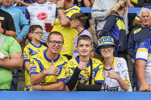 Warrington Wolves fans during the Betfred Super League Round 25 match Warrington Wolves vs Leigh Leopards at Halliwell Jones Stadium, Warrington, United Kingdom, 6th September 2025

(Photo by Mark Cosgrove/News Images)