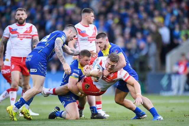 Mark Percival of St. Helens whilst under pressure during the Betfred Super League play-off Eliminator 2 Warrington Wolves v St Helens at Halliwell Jones Stadium, Warrington, United Kingdom, 28th September 2024

(Photo by Ben Roberts/News Images)