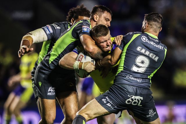 Luke Yates of Warrington Wolves in action during the Betfred Super League Round 22 match Warrington Wolves vs Catalans Dragons at Halliwell Jones Stadium, Warrington, United Kingdom, 14th August 2025

(Photo by Alfie Cosgrove/News Images)