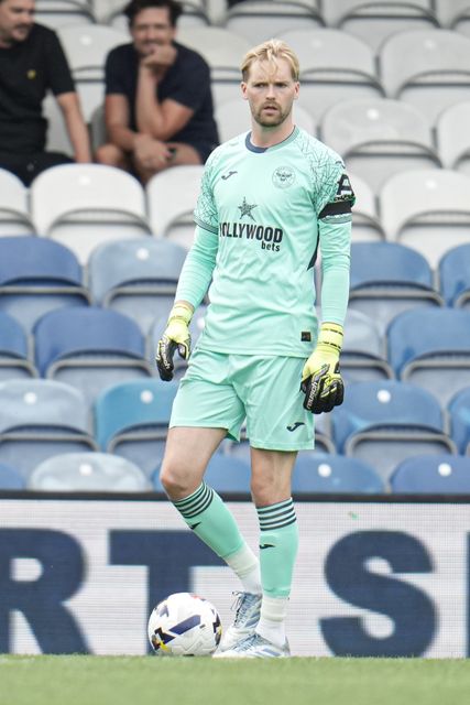 Caoimhín Kelleher of Brentford during the Pre-season friendly match Queens Park Rangers vs Brentford at Kiyan Prince Foundation Stadium, London, United Kingdom, 2nd August 2025

(Photo by Harvey Murphy/News Images)