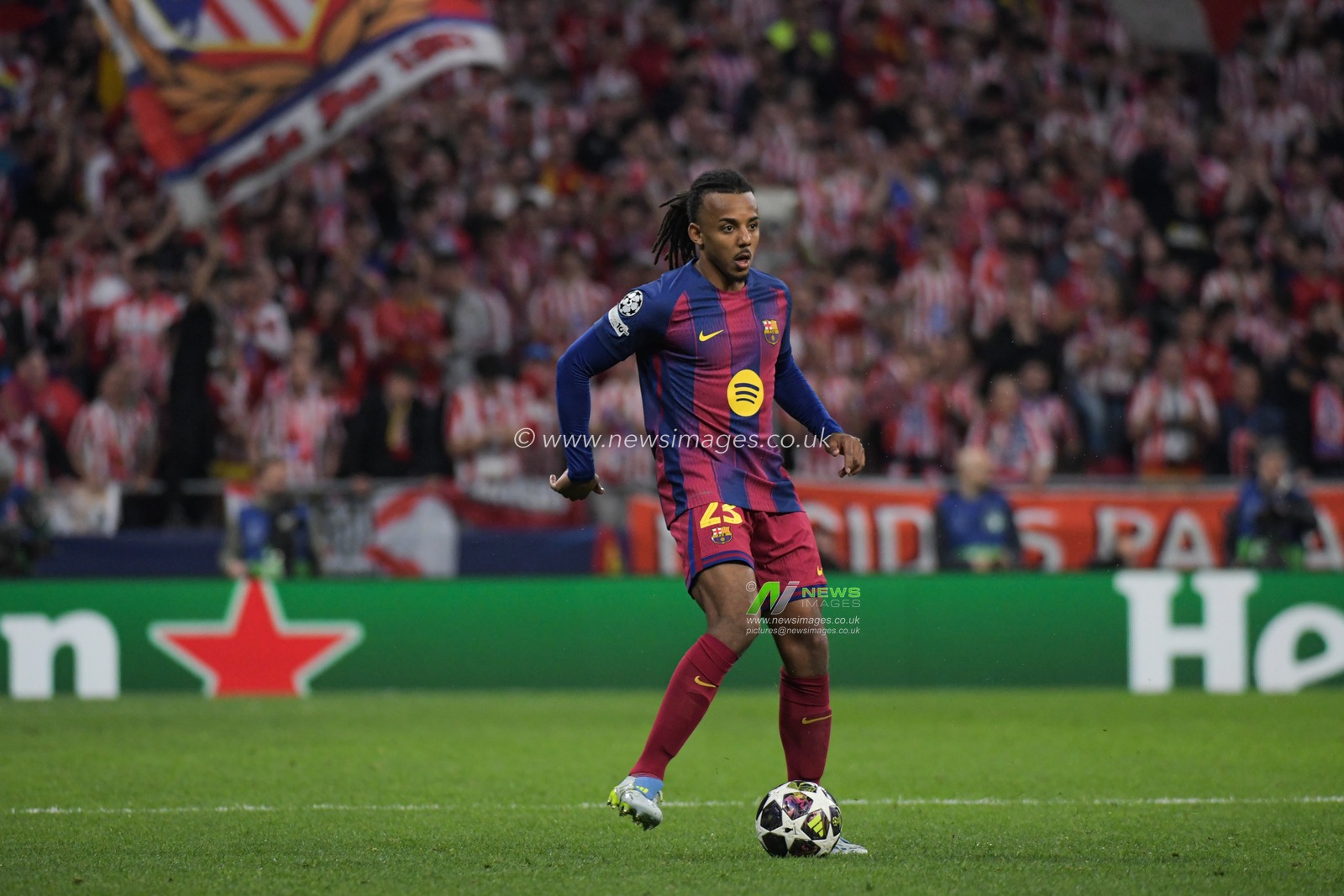 Jules Koundé of FC Barcelona during the UEFA Champions League Quarter Finals match Atletico Madrid vs Barcelona at Riyadh Air Metropolitano, Madrid, Spain on 14 April 2026

(Photo by Samuel Carreno/News Images)