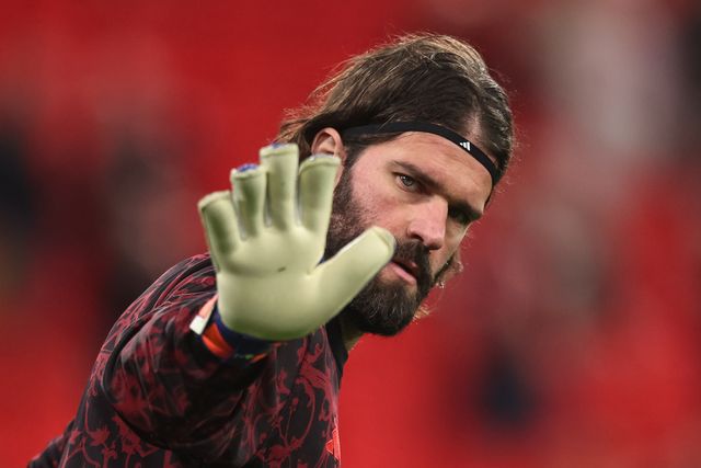 Liverpool goalkeeper Alisson Becker waves to the fans in the pregame warmup session during the UEFA Champions League last 16 second leg match Liverpool vs Galatasaray at Anfield, Liverpool, United Kingdom on 18 March 2026

(Photo by Alfie Cosgrove/News Images)
