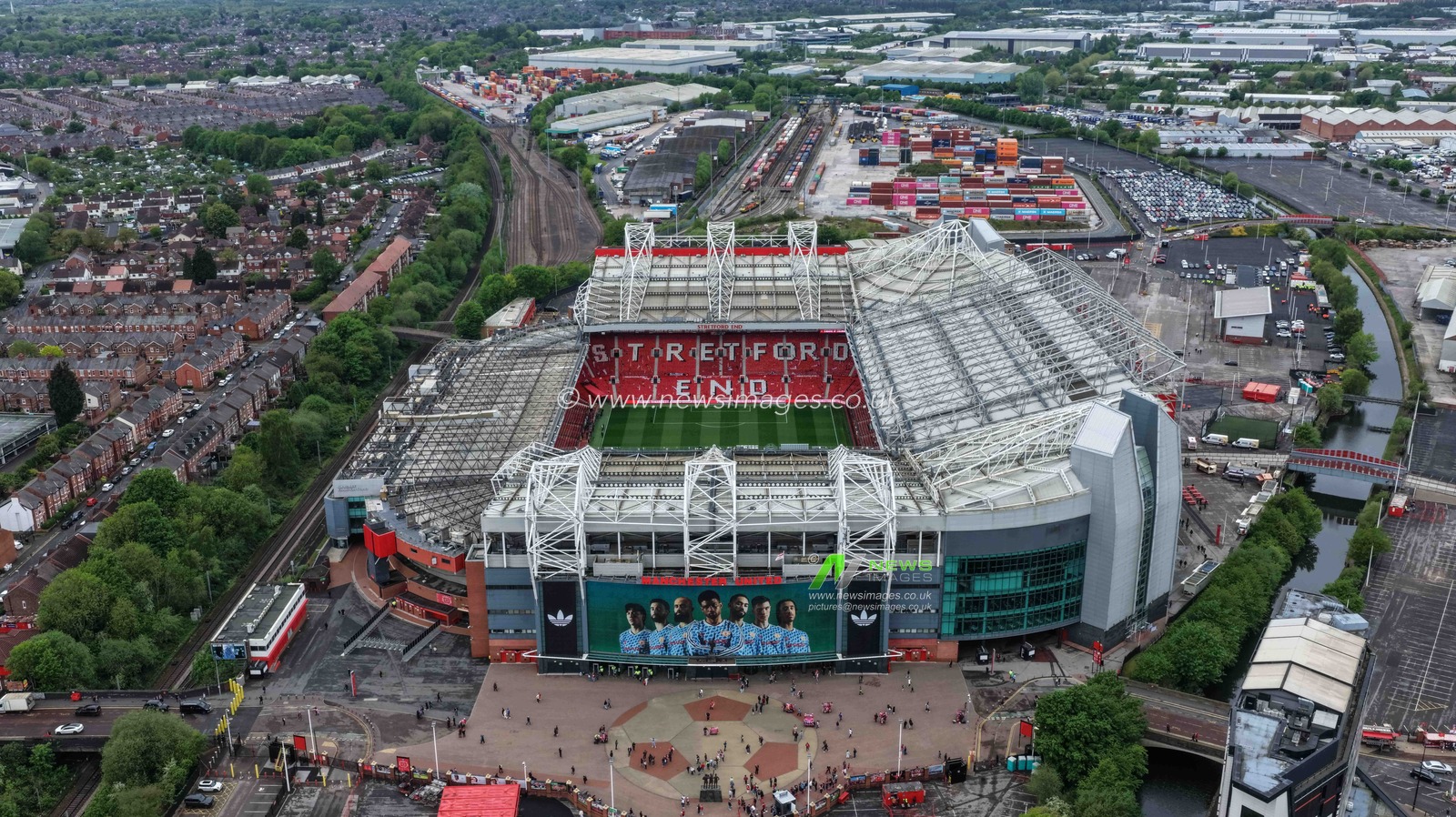 An aerial view of Old Trafford during the Premier League match Manchester United vs Liverpool at Old Trafford, Manchester, United Kingdom on 03 May 2026

(Photo by Mark Cosgrove/News Images)