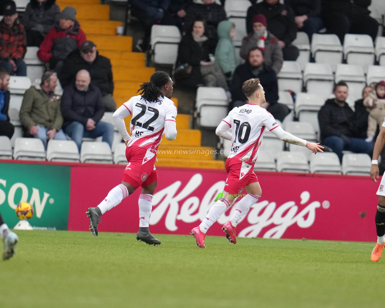 Dan Kemp of Stevenage celebrates third goal during the Sky Bet League 1 match Stevenage vs Exeter City at Lamex Stadium, Stevenage, United Kingdom, 1st February 2025

(Photo by Harvey Murphy/News Images)