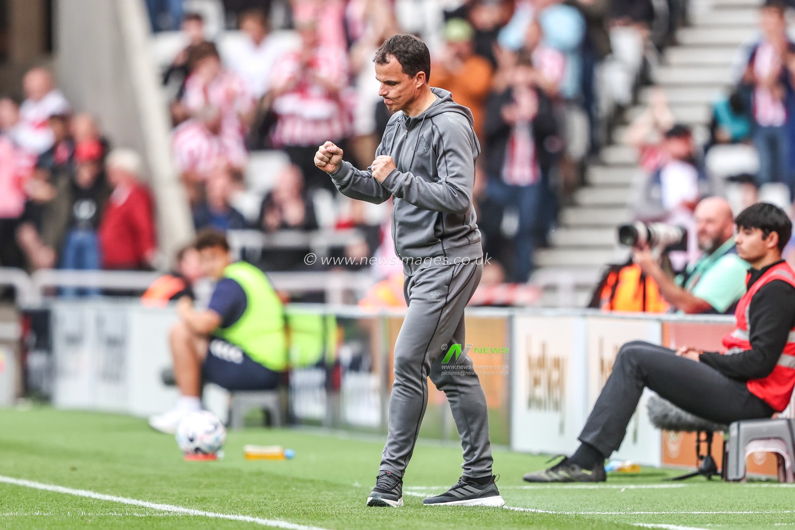 Premier League: Sunderland v Fulham