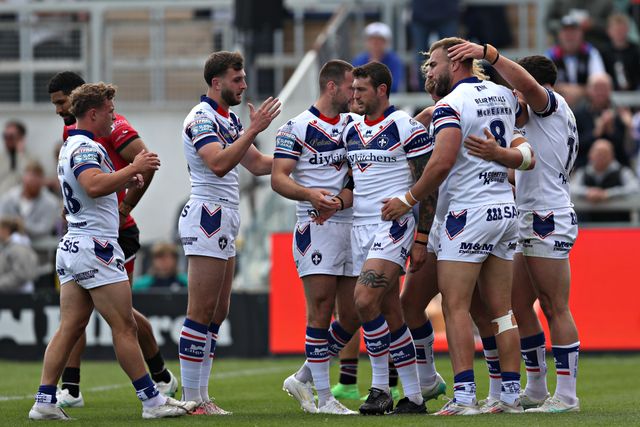 Betfred Super League Wakefield Trinity v Salford Red Devils