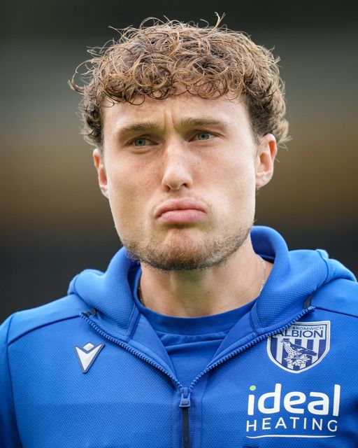 Callum Styles of West Bromwich Albion inspects the pitch prior to kick off during the Sky Bet Championship match Derby County vs West Bromwich Albion at Pride Park Stadium, Derby, United Kingdom on 09 September 2026

(Photo by Maynard Manyowa/News Images)