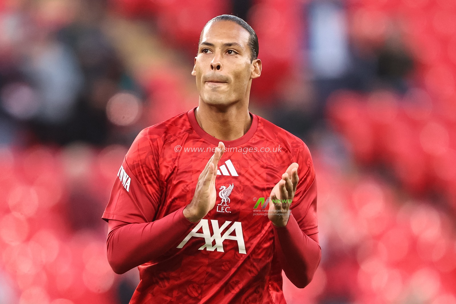 Virgil van Dijk of Liverpool applauds the fans in the pregame warmup session during the UEFA Champions League Matchday 1 of 8 match Liverpool vs Atletico Madrid at Anfield, Liverpool, United Kingdom on 09 September 2026

(Photo by Alfie Cosgrove/News Images)