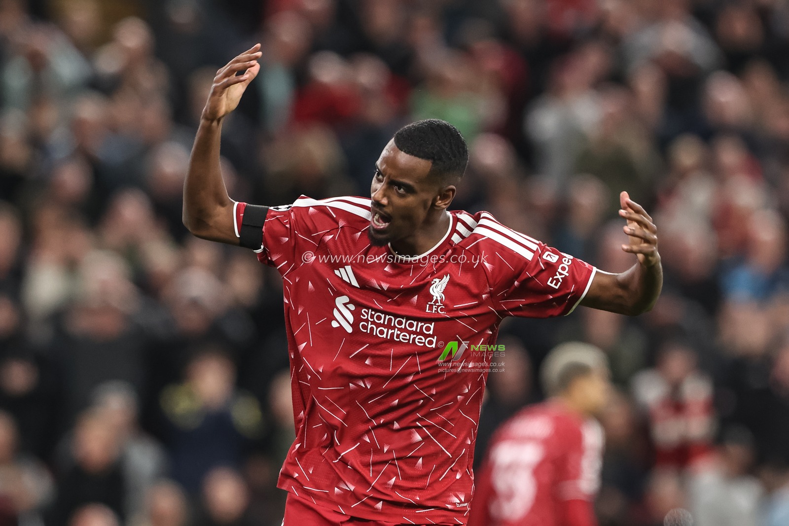 Alexander Isak of Liverpool celebrates the goal of Alexis Mac Allister of Liverpool (not pictured) during the UEFA Champions League Matchday 1 of 8 match Liverpool vs Atletico Madrid at Anfield, Liverpool, United Kingdom on 09 September 2026

(Photo by Alfie Cosgrove/News Images)