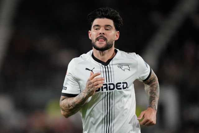 Alex Mowatt of Derby County in action during the Sky Bet Championship match Derby County vs West Bromwich Albion at Pride Park Stadium, Derby, United Kingdom on 09 September 2026

(Photo by Maynard Manyowa/News Images)