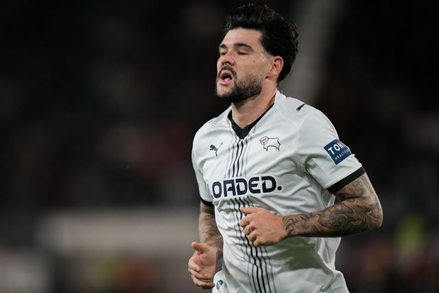 Alex Mowatt of Derby County in action during the Sky Bet Championship match Derby County vs West Bromwich Albion at Pride Park Stadium, Derby, United Kingdom on 09 September 2026

(Photo by Maynard Manyowa/News Images)