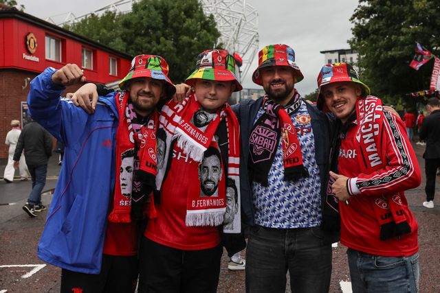 Manchester United fans make their way to Old Trafford during the UEFA Champions League Matchday 1 of 8 match Manchester United vs Sabah FK at Old Trafford, Manchester, United Kingdom on 10 September 2026

(Photo by Mark Cosgrove/News Images)
