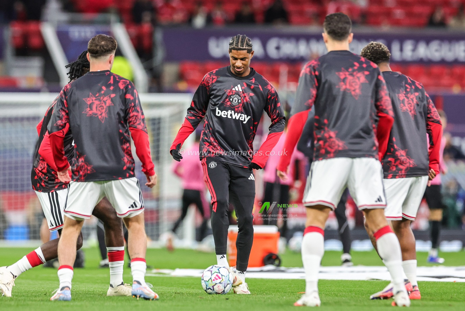 Marcus Rashford of Manchester United in the pregame warmup session during the UEFA Champions League Matchday 1 of 8 match Manchester United vs Sabah FK at Old Trafford, Manchester, United Kingdom on 10 September 2026

(Photo by Mark Cosgrove/News Images)